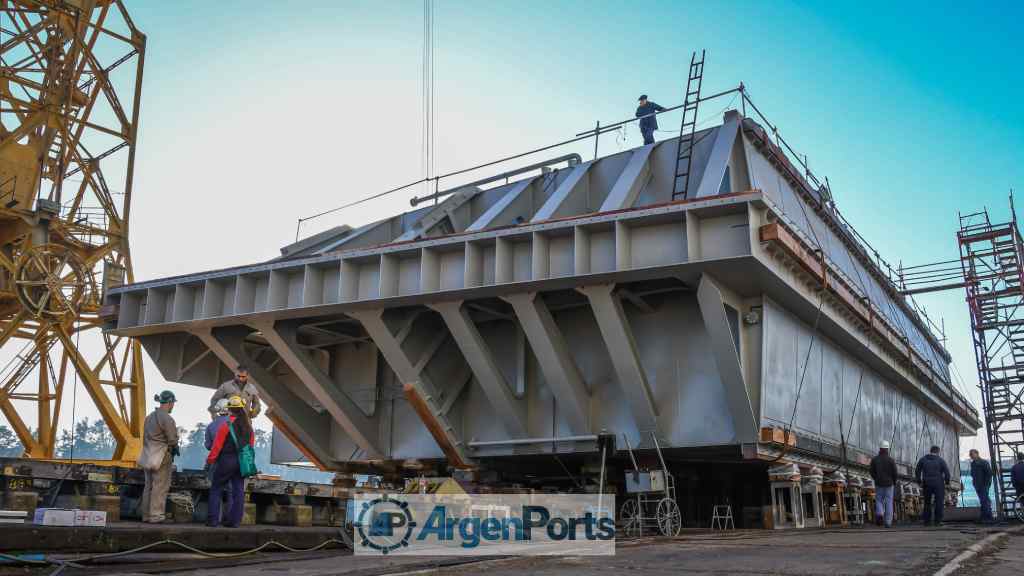 COMPUERTA PUERTO BELGRANO